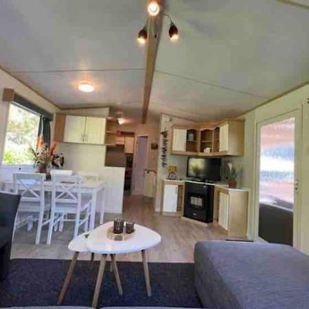 5-Persoons Stacaravan Raalte Exterior foto